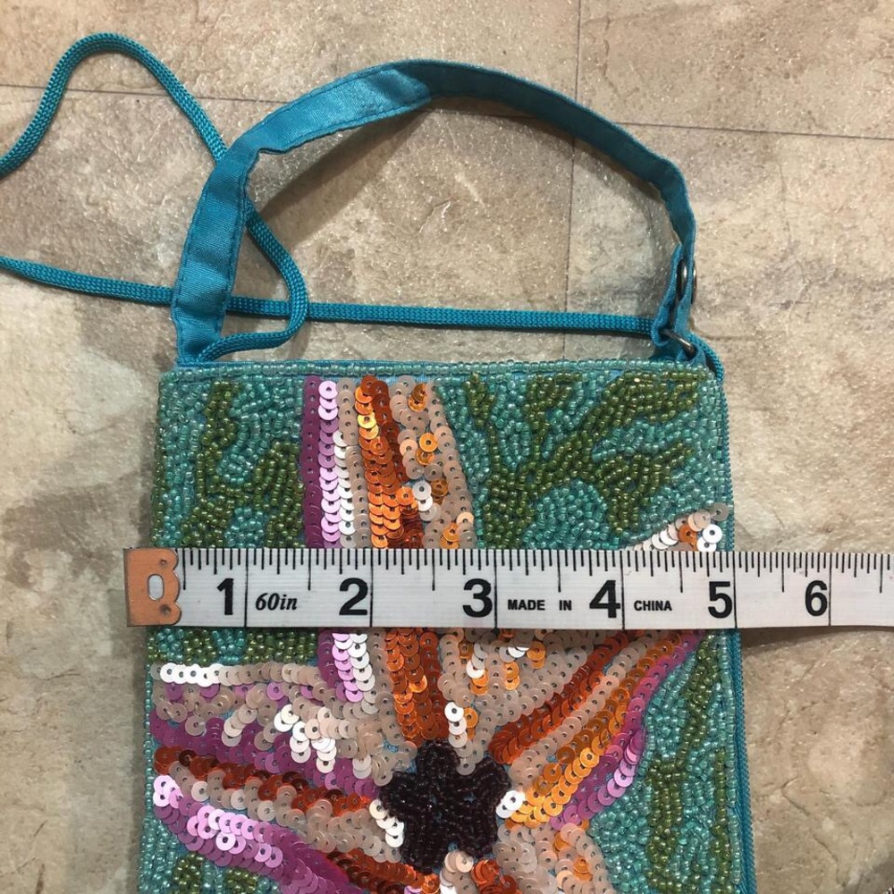 Bamboo trading company Blue beaded sequin starfish crossbody bag - Picture 5 of 5